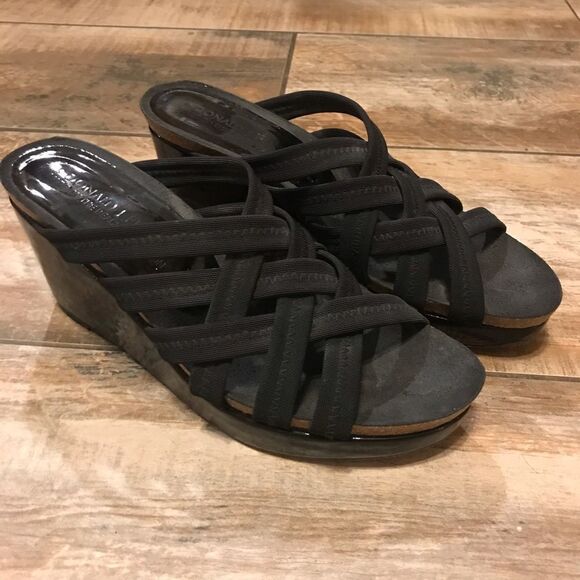 Donald J. Pliner - Black Wedges (8M) - Picture 1 of 8